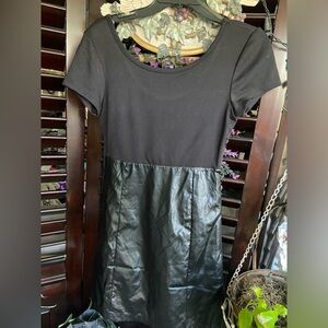 Miss Chievous Black Scoop Neck Short Sleeve Dress